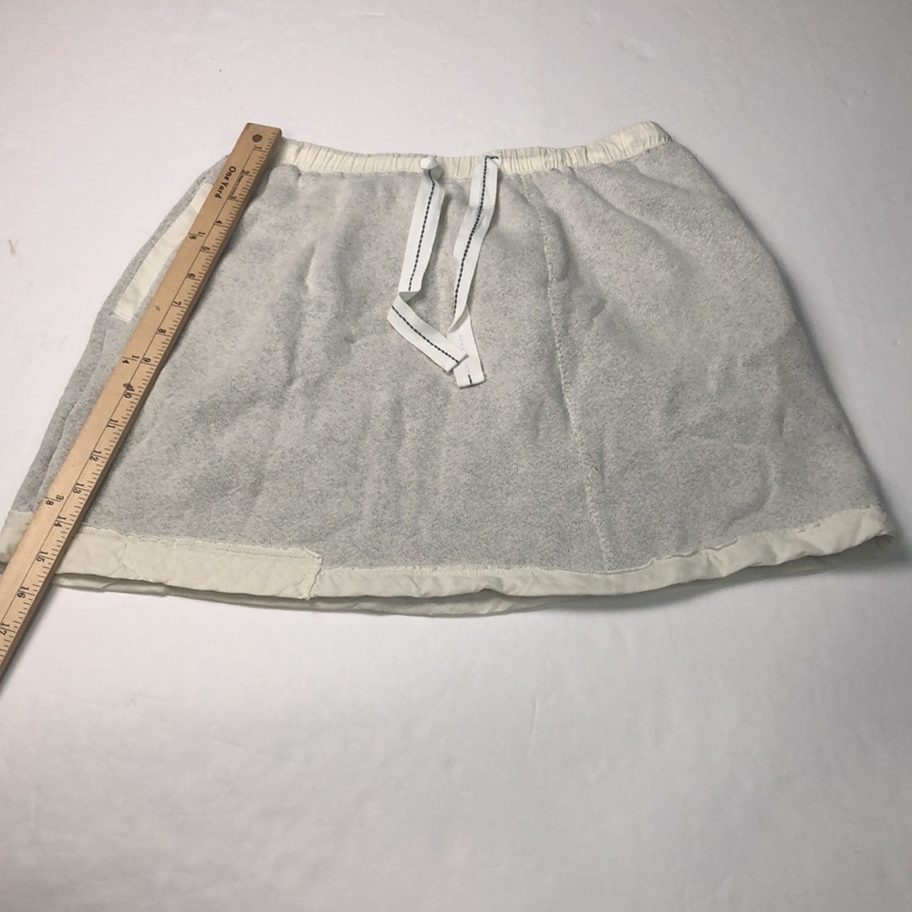 XL soft sporty skirt in soft grey with pocket